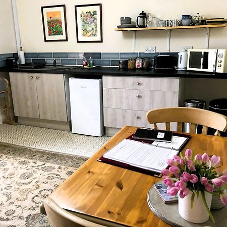 Robeanne House Holiday Accommodation Shiptonthorpe Екстериор снимка